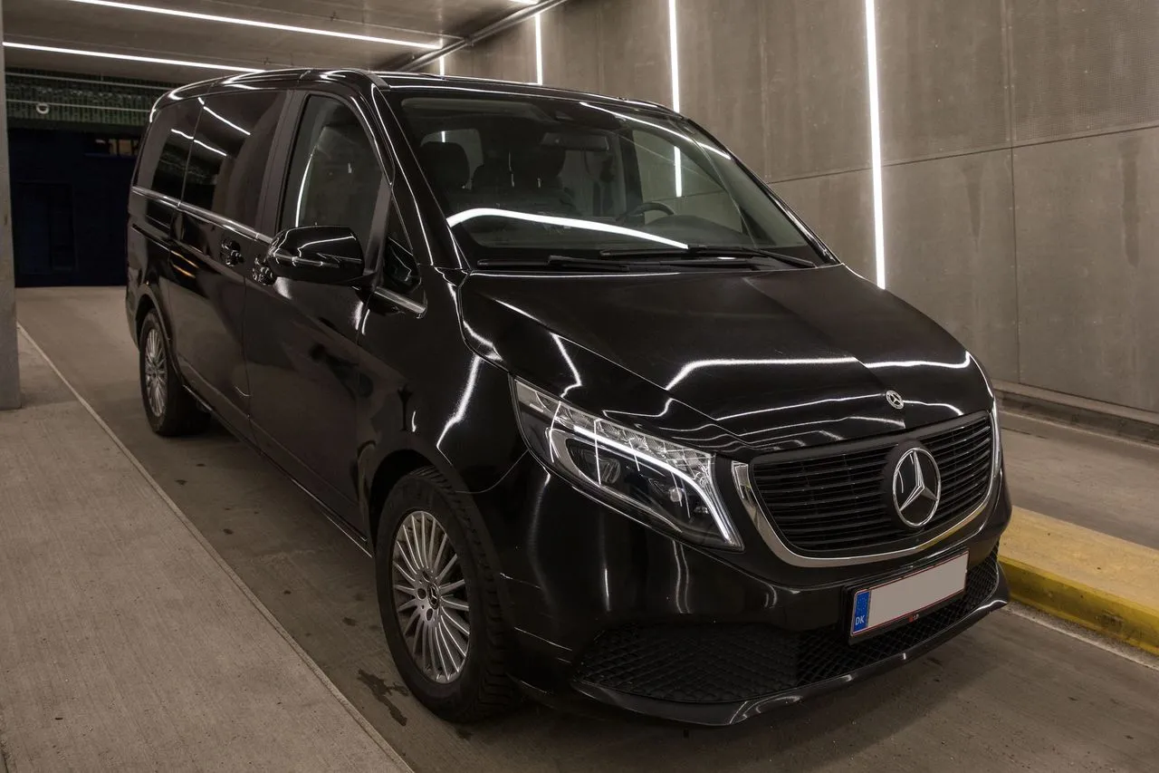 Mercedes Benz EQV