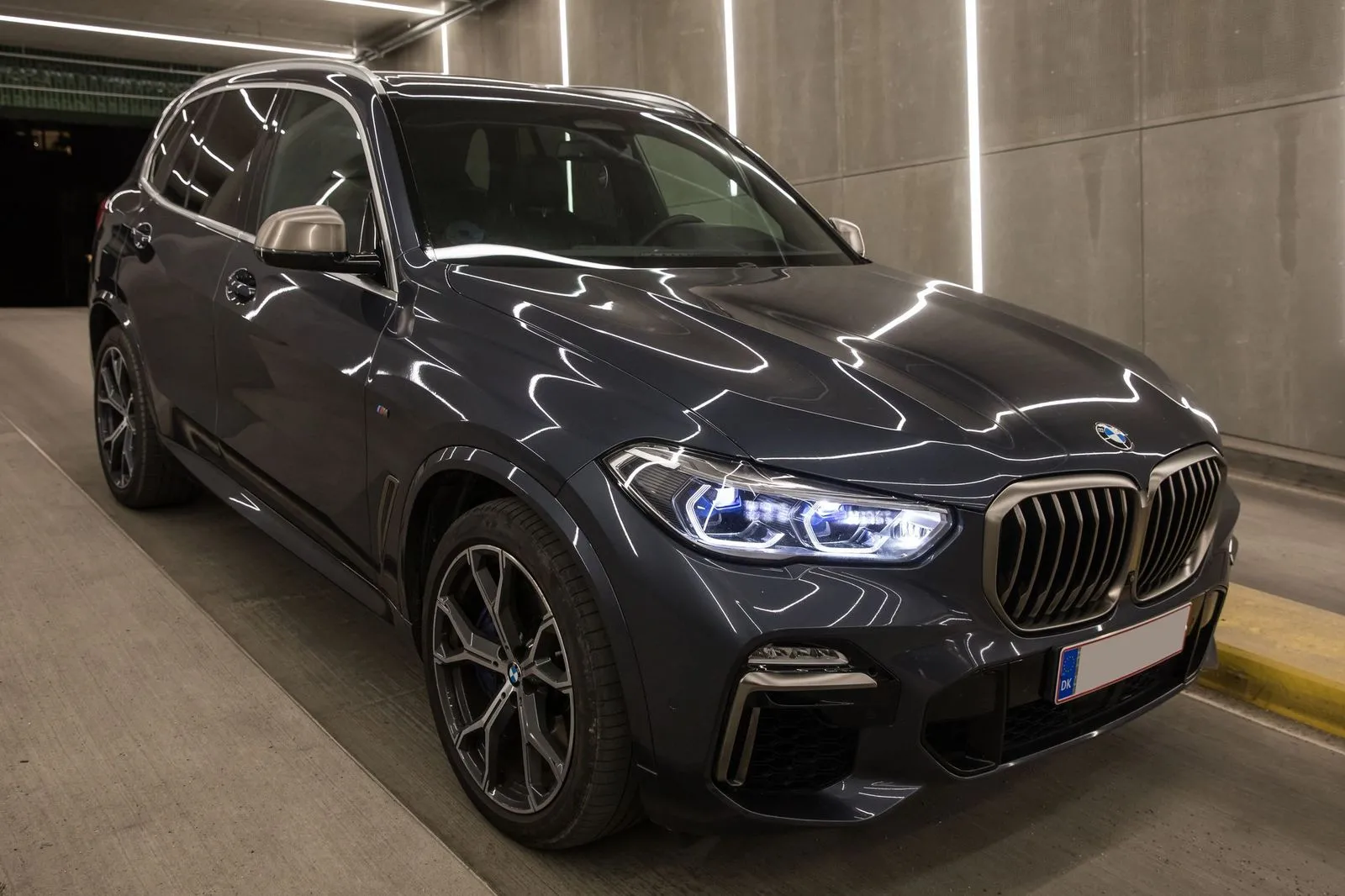 BMW X5 M50