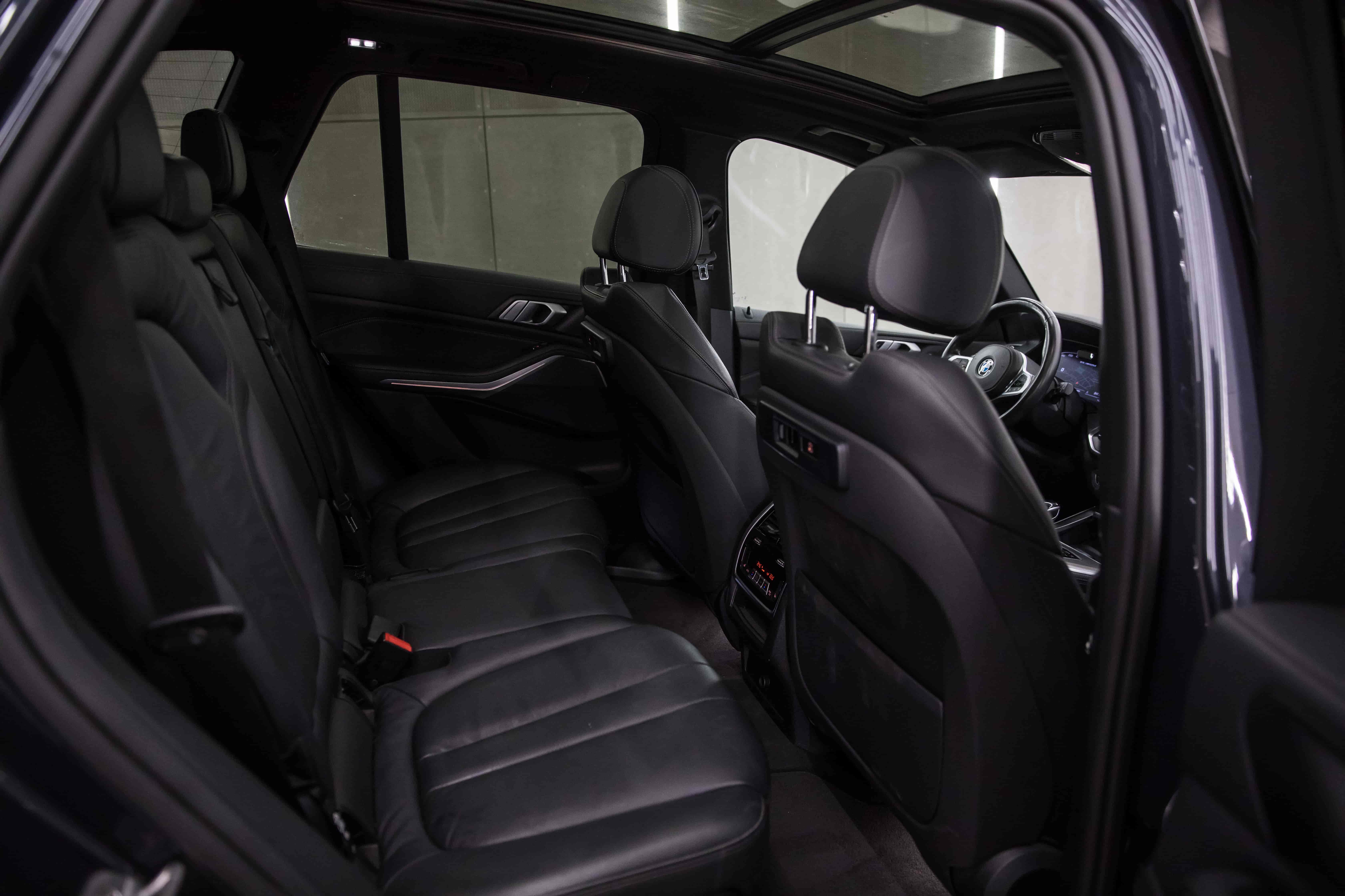BMW X5 M50 5