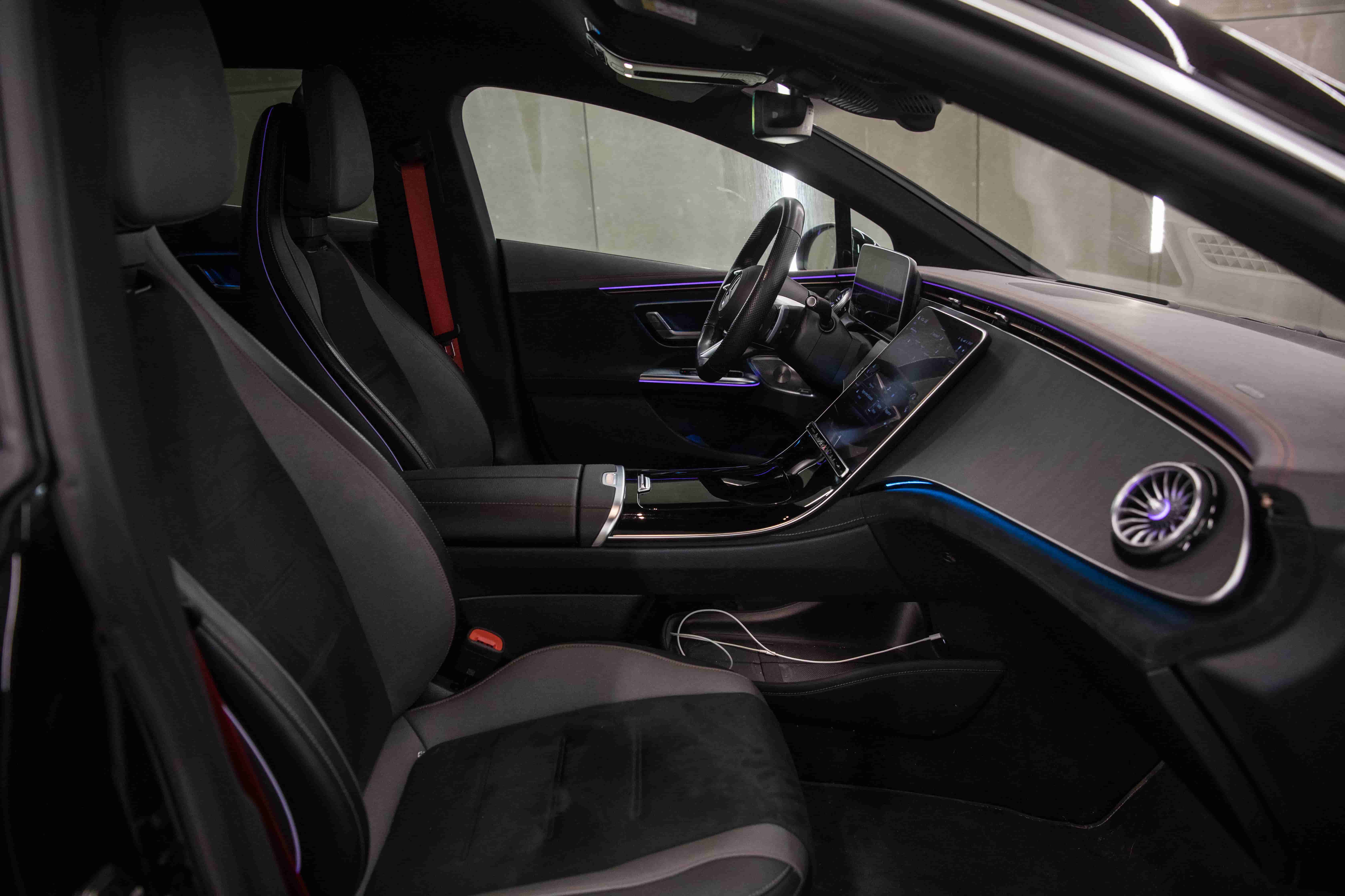 Mercedes Benz EQE 3